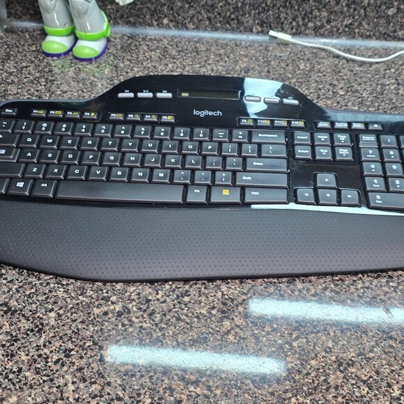 Logitech MK710 Wireless Keyboard W/LCD Screen /No Dongle/ Open Box/Keyboard Only - Picture 1 of 10